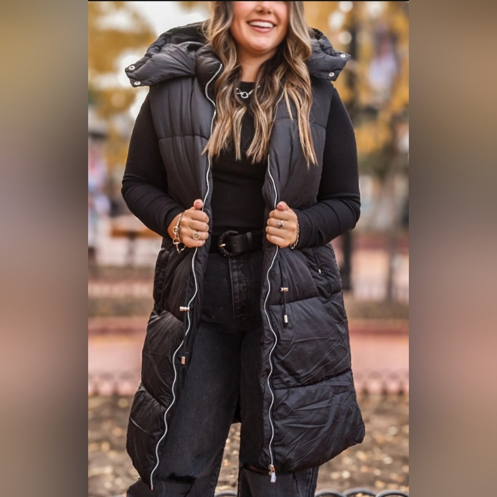Stylish Black Puffer Vest
